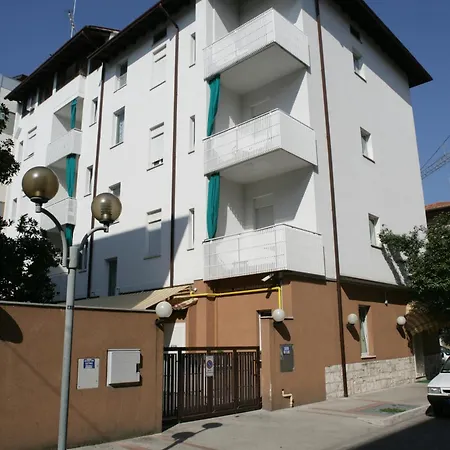 Hotel Rosa 3*