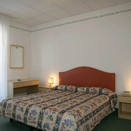 Hotel Rosa 3*